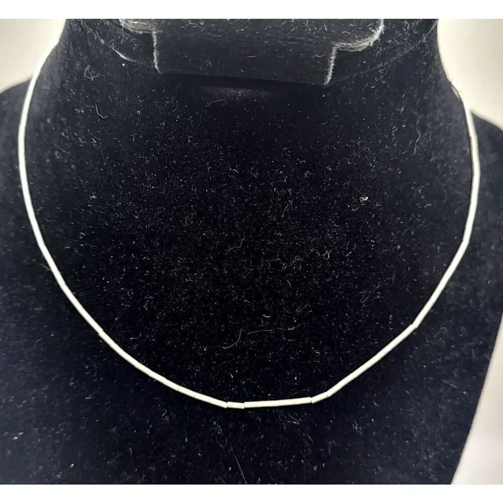 Native Liquid Silver Choker Collar Necklace Vintage 15.5 in